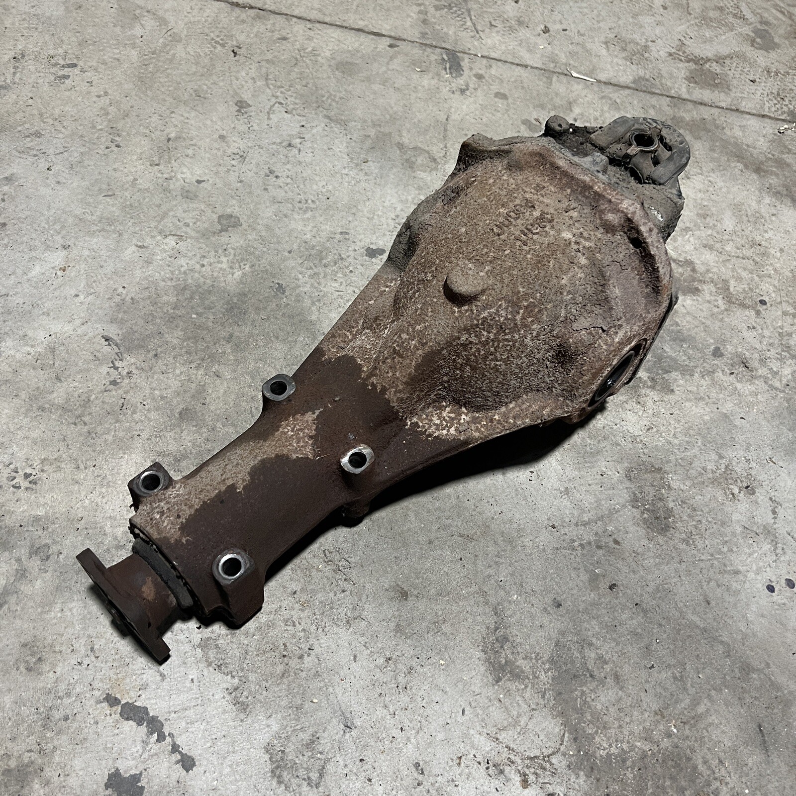 79-83 Datsun 280zx Rear End Differential 3.545 Ratio Open Diff Axle Carrier R200