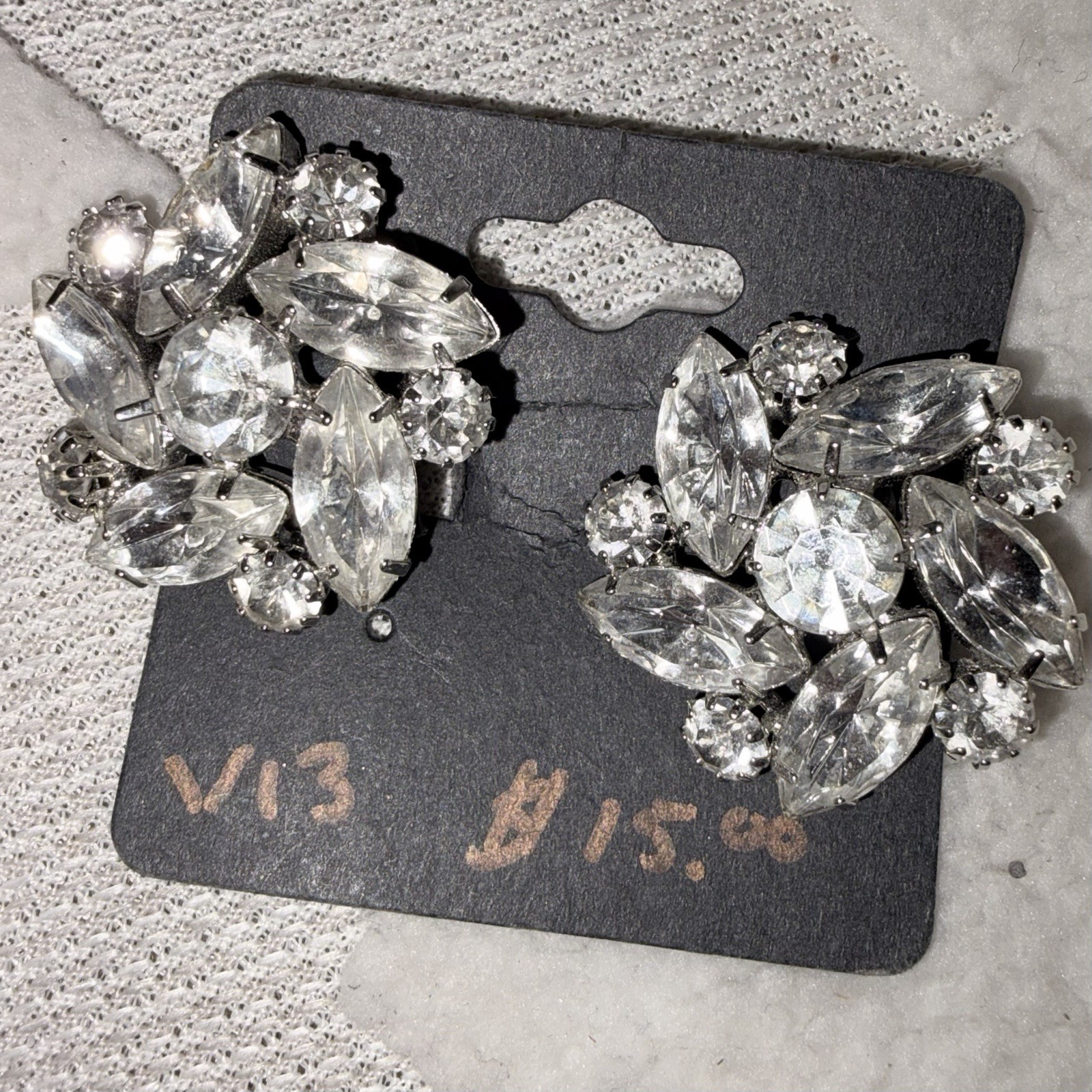 Vintage mid century earrings clear reihnstone Vintage mid century earrings clear reihnstone