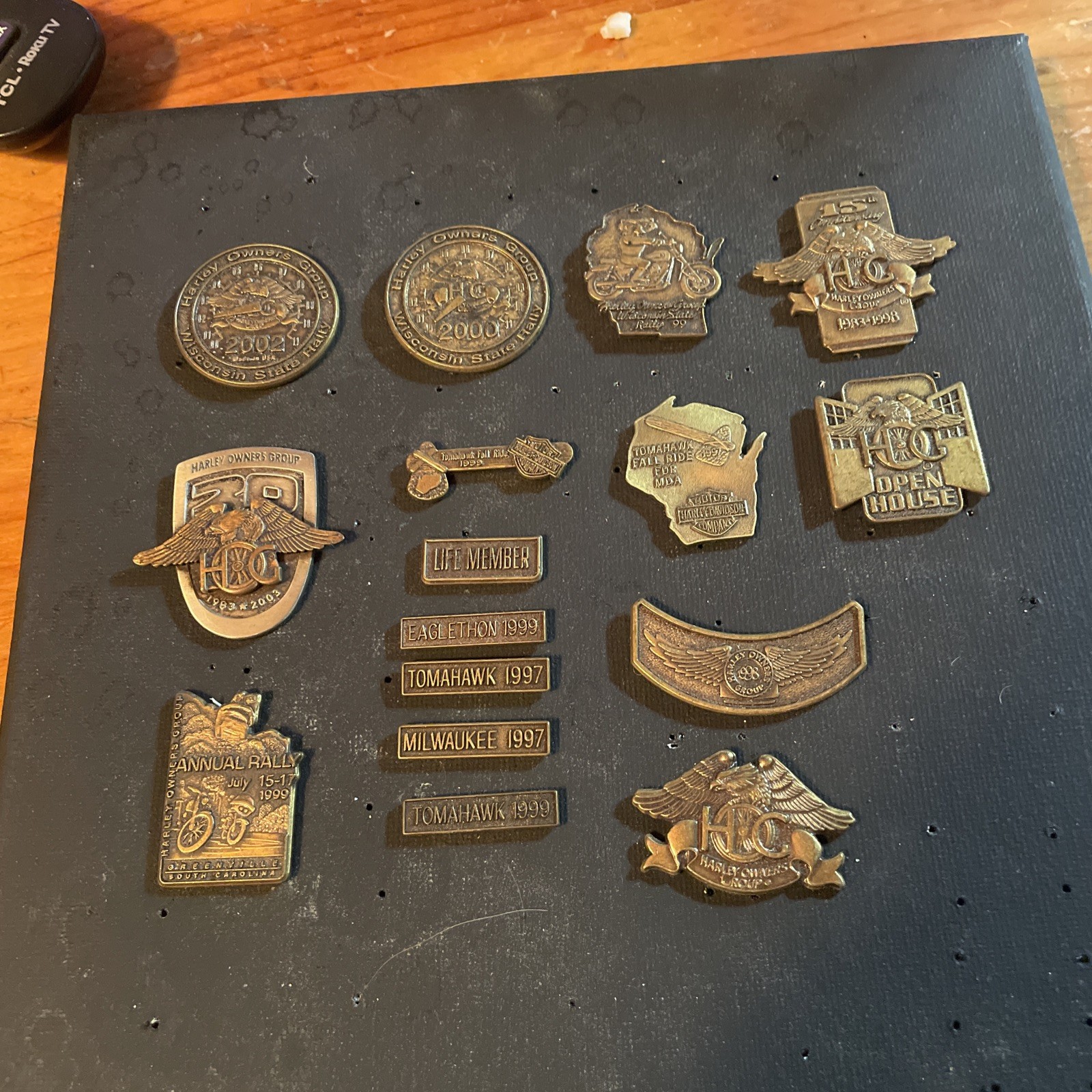 Vntg Lot Of 16 Harley Davidson Rocker Vest Jacket Biker Motorcycle Pins Vntg Lot Of 16 Harley Davidson Rocker Vest Jacket Biker Motorcycle Pins
