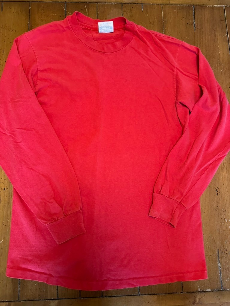 Vintage Hanes Beefy-T Red Long Sleeve T-Shirt Men’s M Made in USA Vintage Hanes Beefy-T Red Long Sleeve T-Shirt Men’s M Made in USA