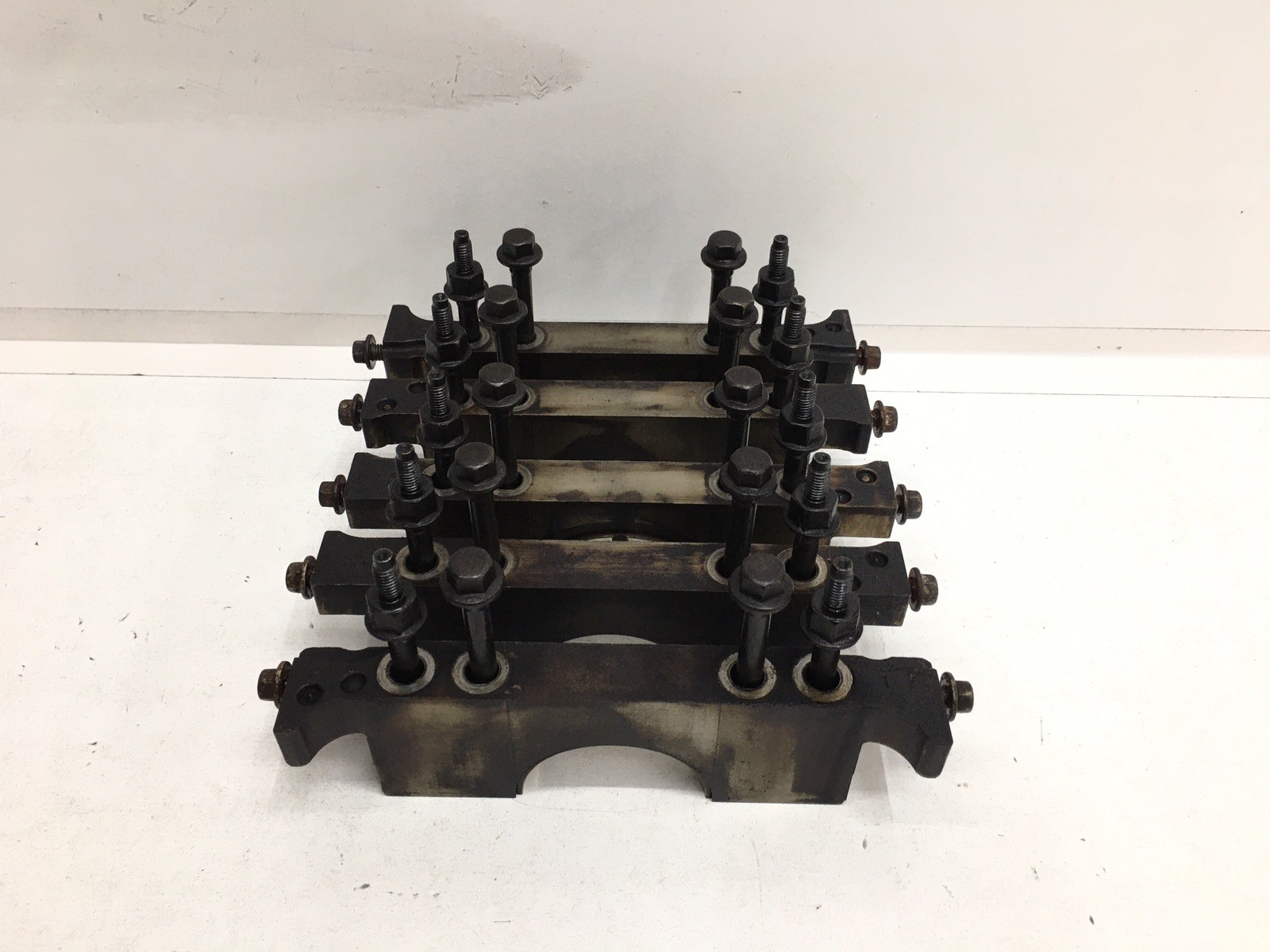 03-04 Chevy Silverado Tahoe GMC Sierra 5.3L LM7 Main Crankshaft Bearing Caps