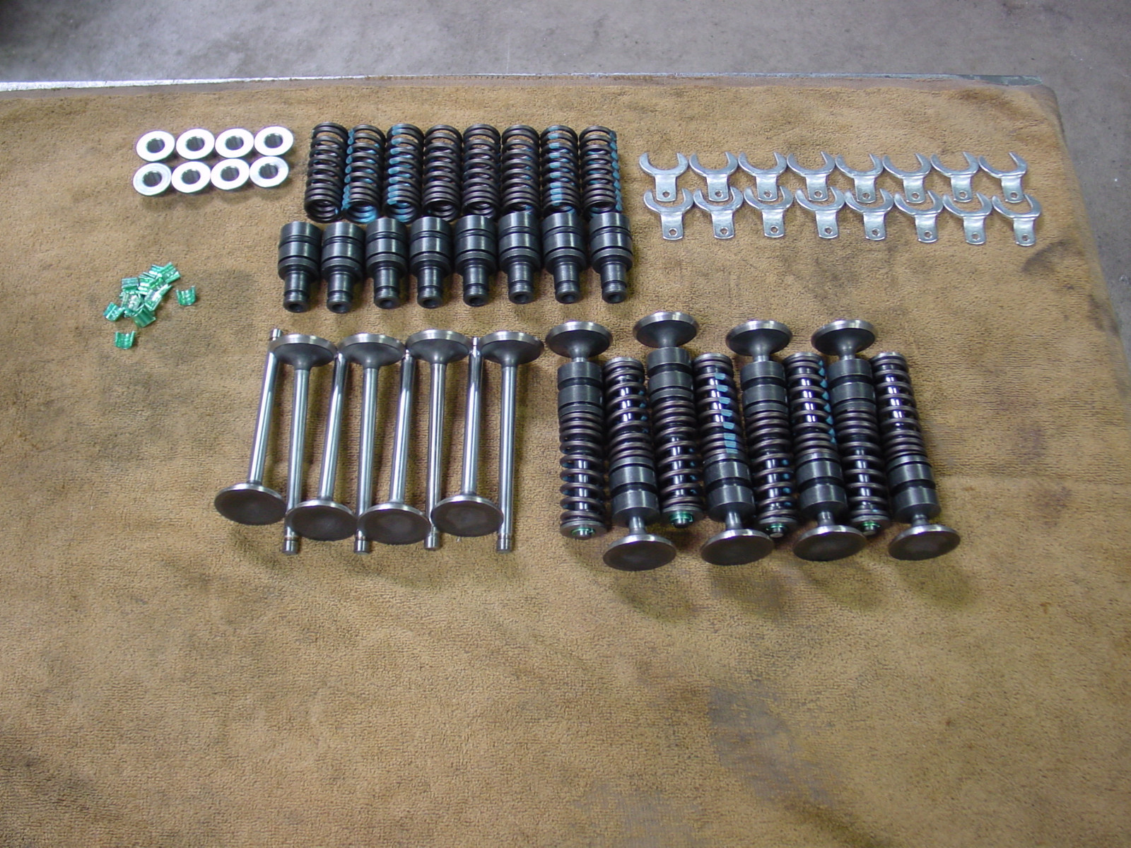 16 Ford Mercury flathead 221 239 255 new valves guides retainers keepers clips 