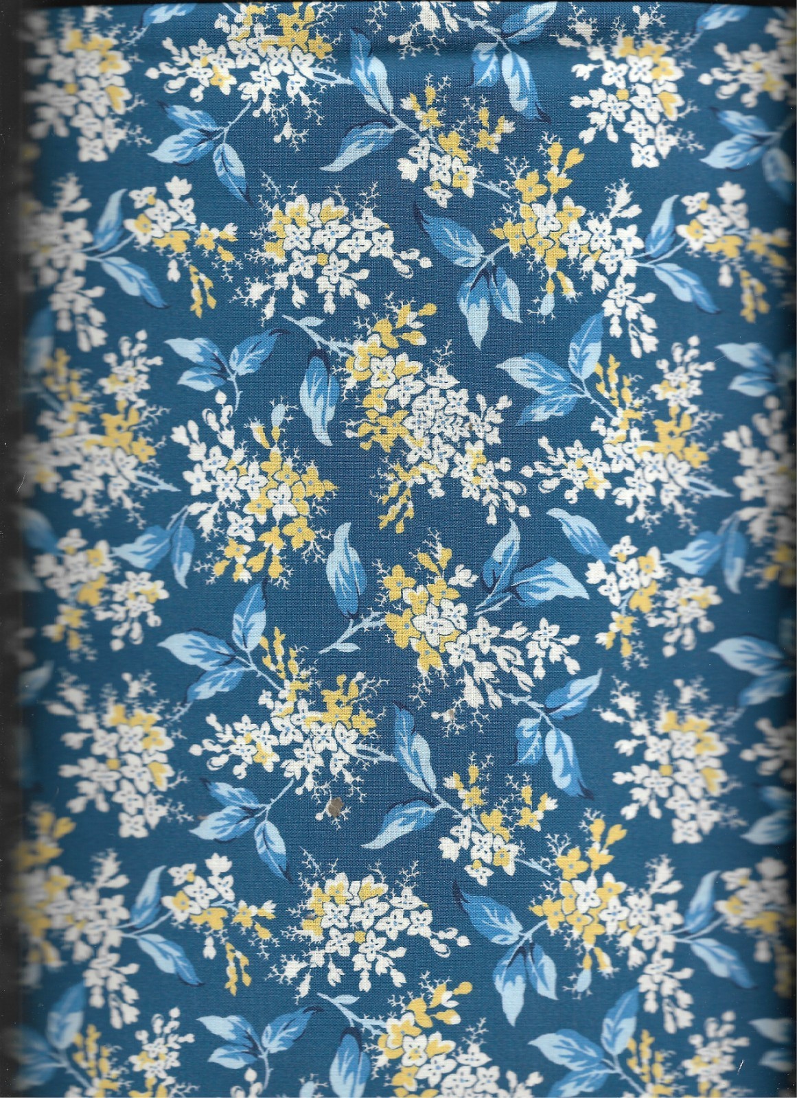100% cotton floral fabric 100% cotton floral fabric
