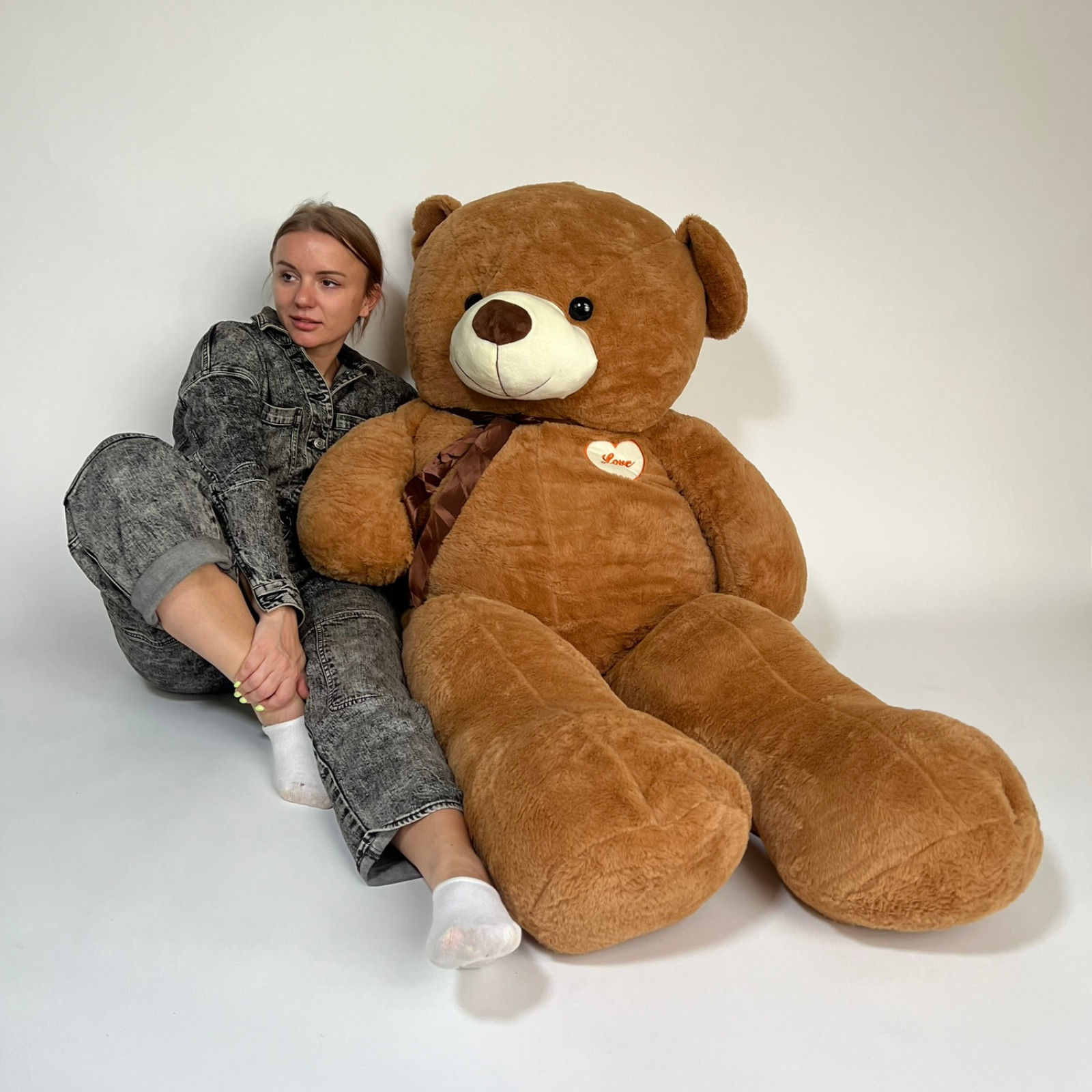 Huge 5ft Tall Teddy Bear - Soft High Quality Plush - Love Themed Valentines Gift