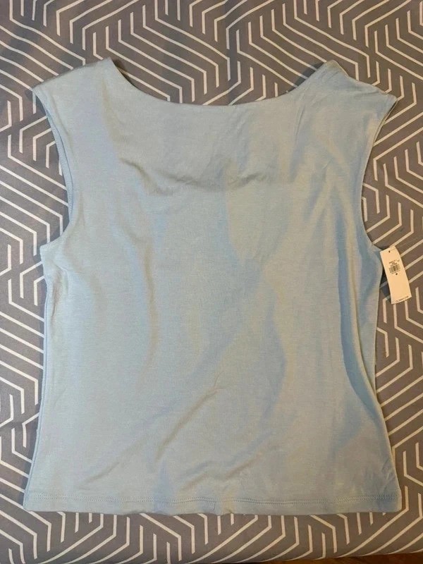 Old Navy Medium Light Blue Cropped Open Back Tie Top NWT Old Navy Medium Light Blue Cropped Open Back Tie Top NWT