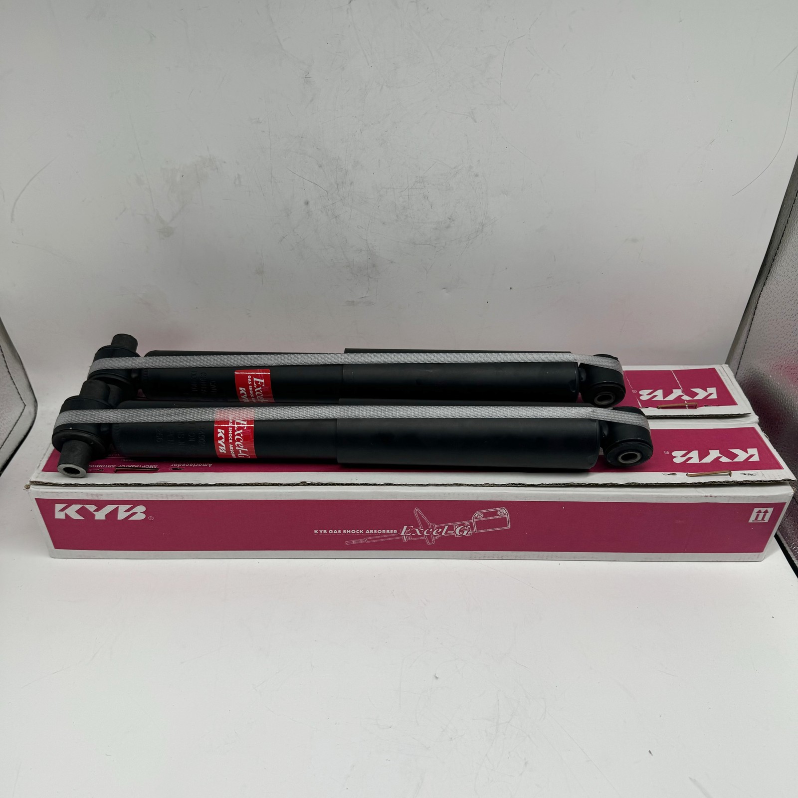 2X KYB SHOCK w/Electric ABSORBERS PAIR 52610-STX-A55 FOR ACURA MDX ZDX REAR