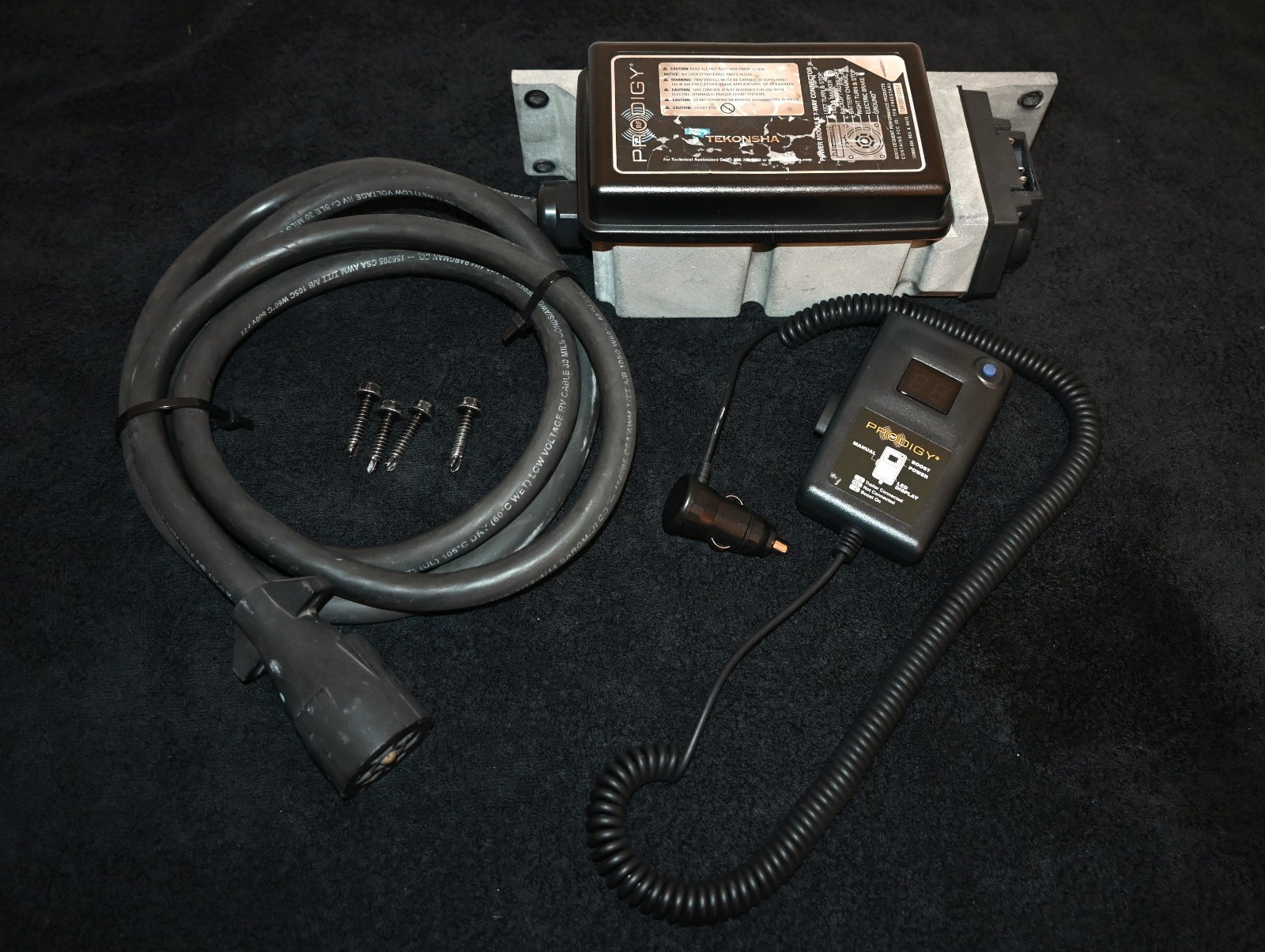 Tekonsha Prodigy RF Plug & Play Wireless Electric Brake Controller 90250 Tekonsha Prodigy RF Plug & Play Wireless Electric Brake Controller 90250