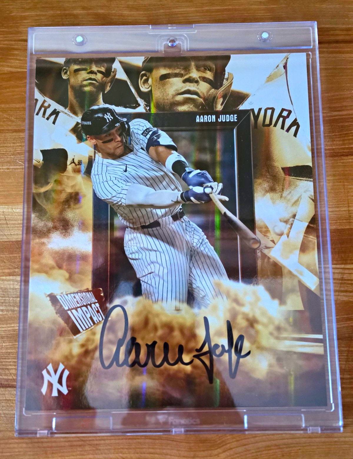 2026 Aaron Judge Yankees Signed Original Emanate Fanatics Authentic MLB 5/10 2026 Aaron Judge Yankees Signed Original Emanate Fanatics Authentic MLB 5/10