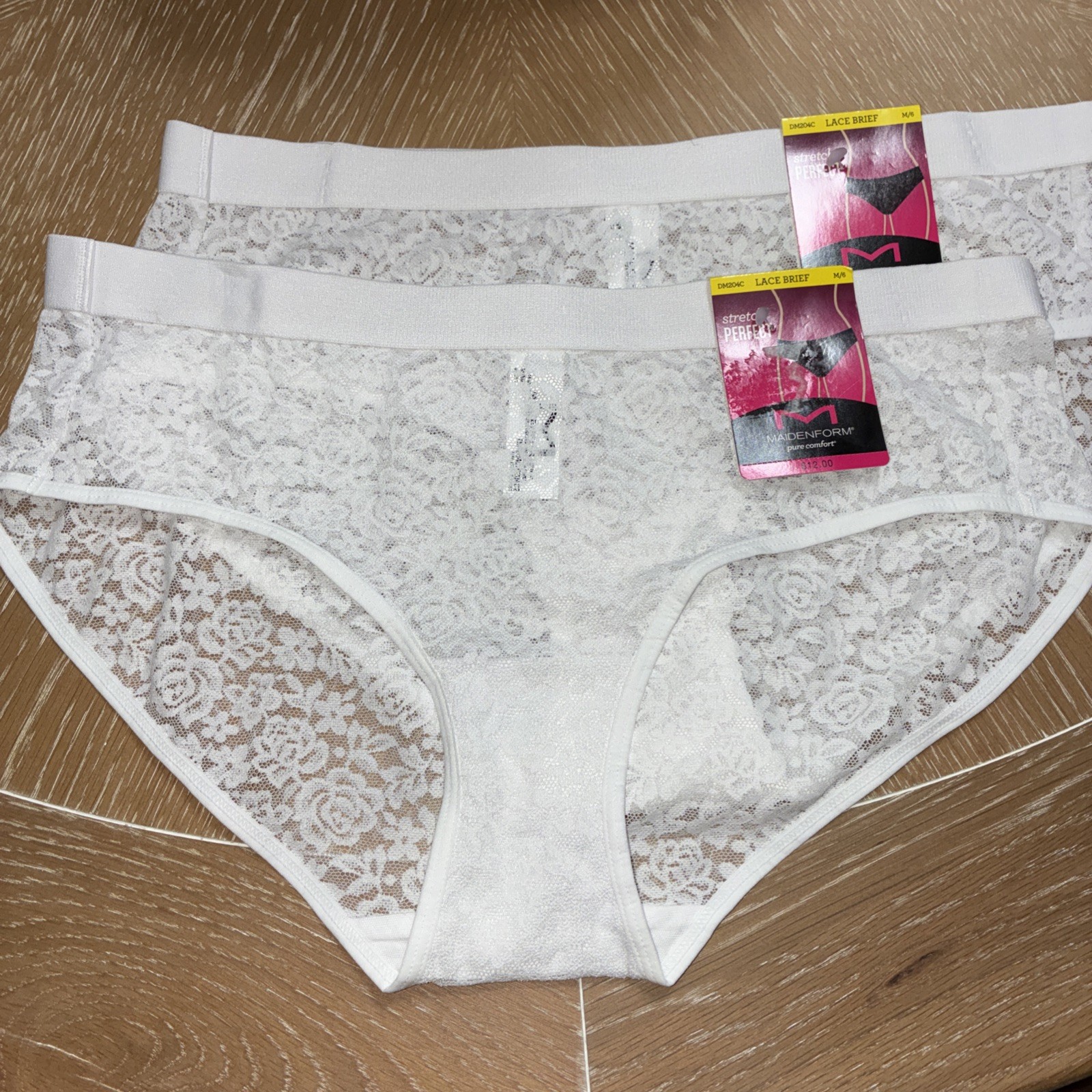 Maidenform Lace Brief 2 Pack Women’s Stretch Pure Comfort Panties Size 6 Medium Maidenform Lace Brief 2 Pack Women’s Stretch Pure Comfort Panties Size 6 Medium