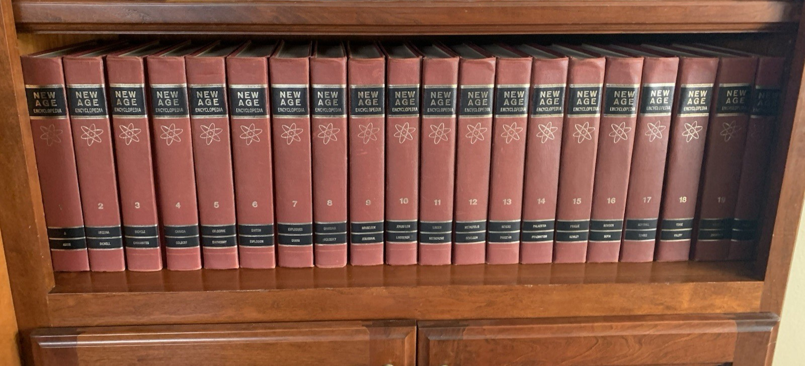 New Age Encyclopedia Complete Set 1-20 1972 Copyright Vintage with atomic logo
