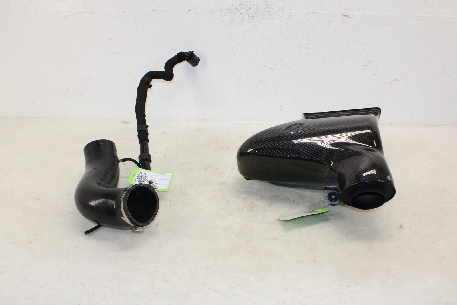 2022-2026 Volkswagen Golf R Unitronic Carbon Fiber Intake System RV7