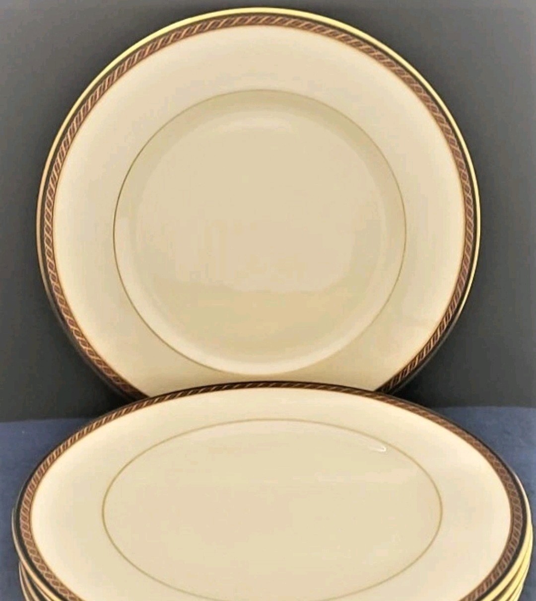 Set of 4 Lenox Monroe Dinner Plates HTF Rare ** UNUSED ** Set of 4 Lenox Monroe Dinner Plates HTF Rare ** UNUSED **