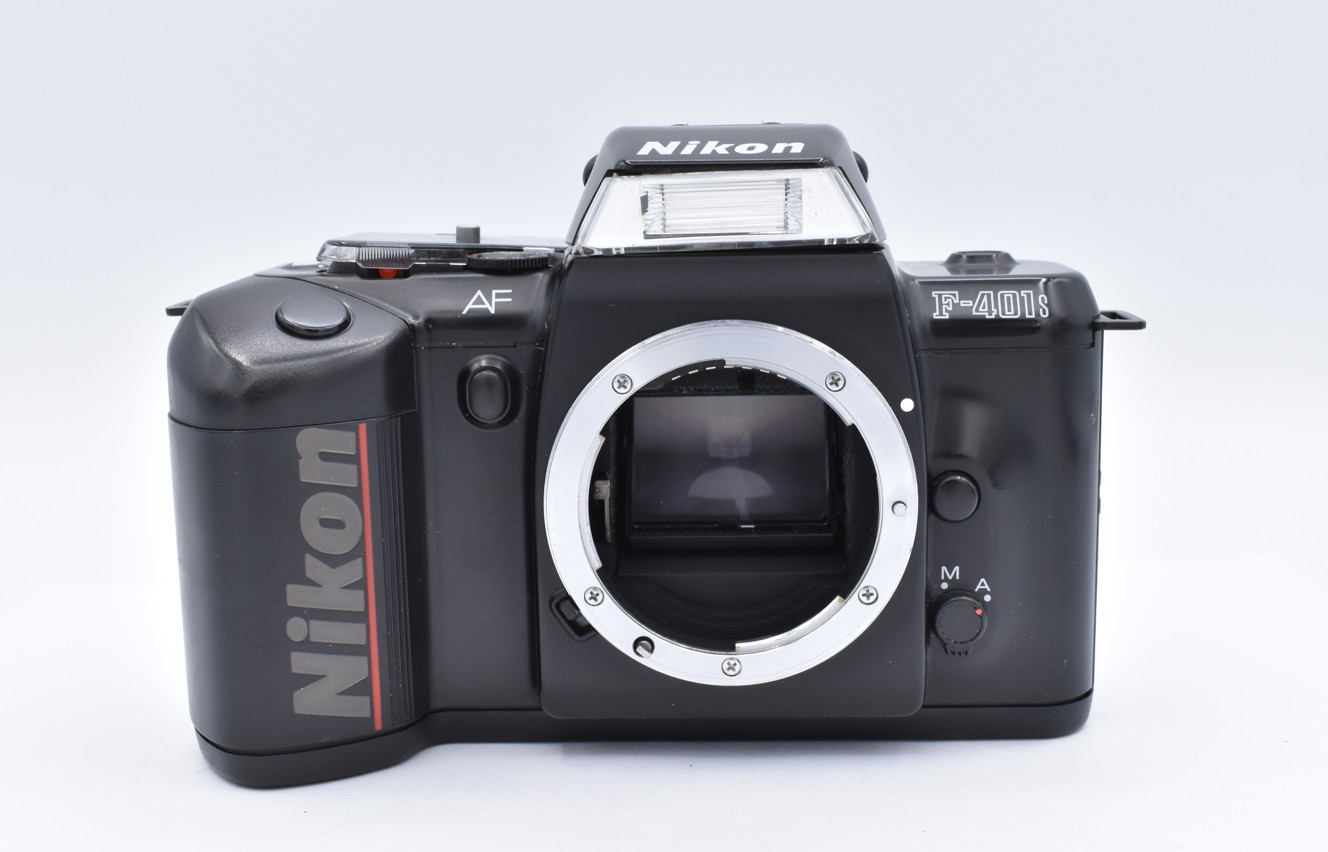 Nikon F401S 35mm Film Camera Body Only (Euro Version of N4004S)