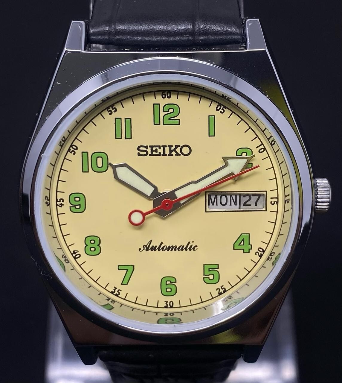 Vintage Refurbished Seiko 5 Automatic 6309A Japan Men's Day / Date Wrist Watch