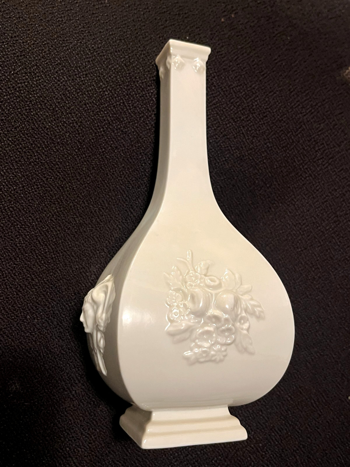 Haviland Limoges Vase Replica MEISSEN Medusa Relief MMA Metropolitan Museum Art