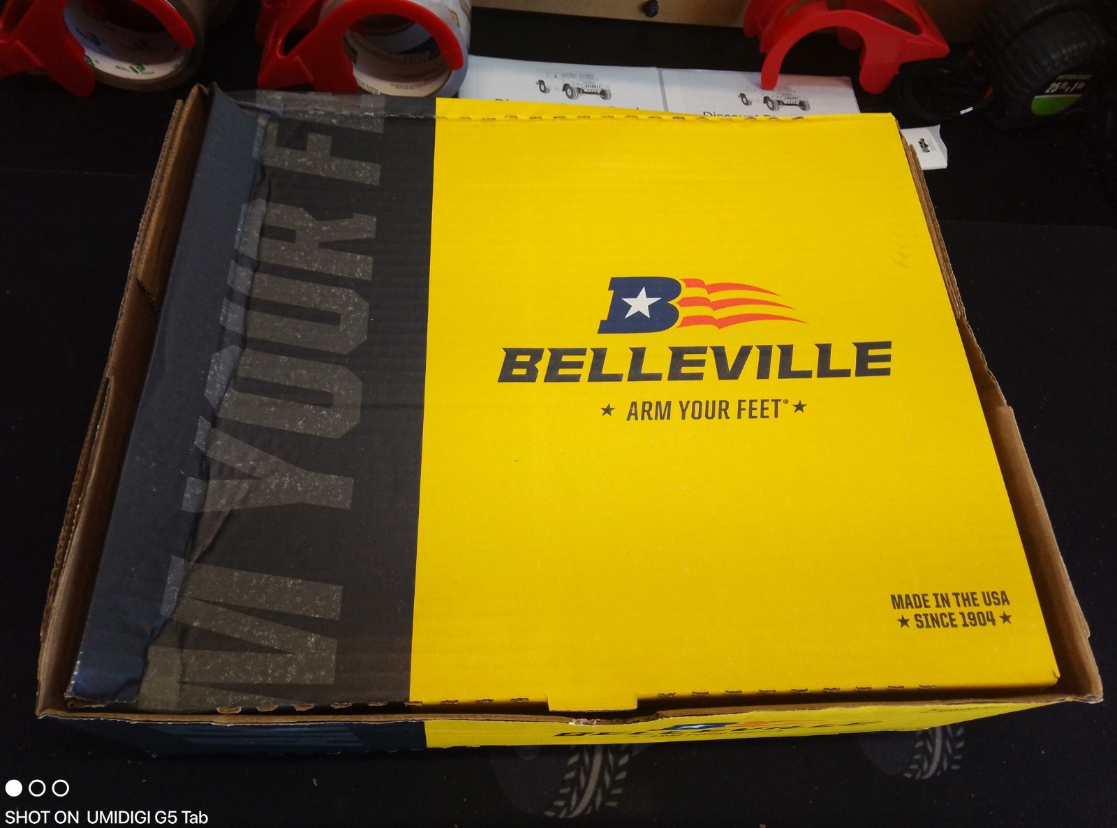 GENUINE BELLEVILLE MEN'S USAF TEMP/WEATHER COMBAT BOOTS. SIZE 8.0 W NEW IN BOX GENUINE BELLEVILLE MEN'S USAF TEMP/WEATHER COMBAT BOOTS. SIZE 8.0 W NEW IN BOX