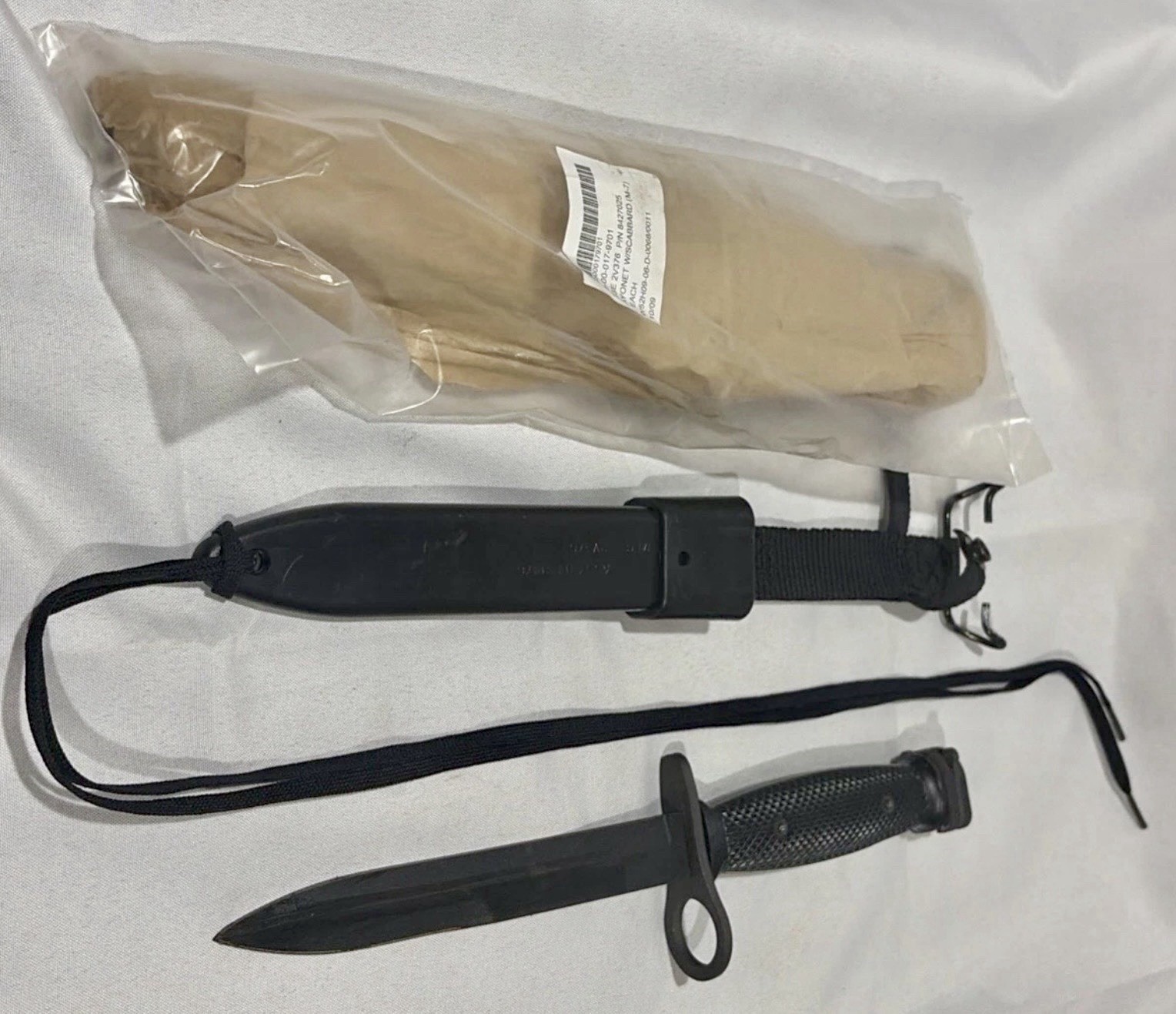 Ontario USGI OKC M7 Bayonet with M10 Scabbard Ontario USGI OKC M7 Bayonet with M10 Scabbard