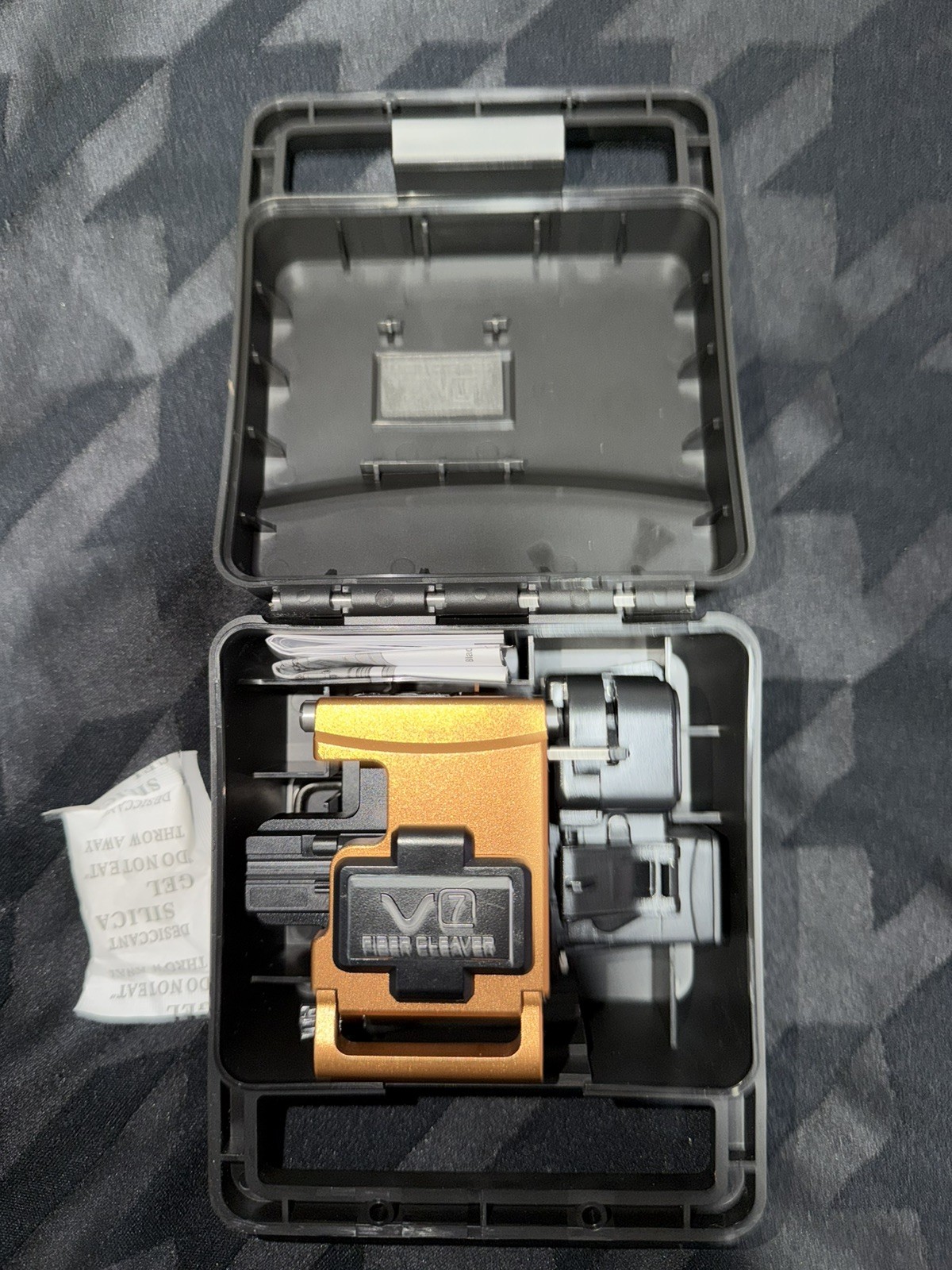INNO Instrument V7+ Fiber Cleaver with Automatic Trash Bin