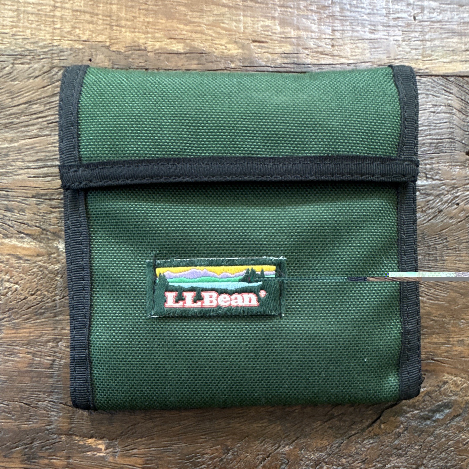 Vintage L.L.Bean Fly Fishing Angler Trifold Fishing Wallet Green/Black Folding Vintage L.L.Bean Fly Fishing Angler Trifold Fishing Wallet Green/Black Folding