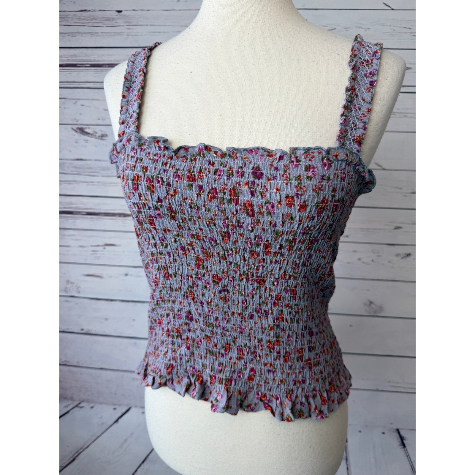Easel Smocked Cami Top Large Floral Ruffle Tank Shirt Sleeveless NWT Boho ReAd