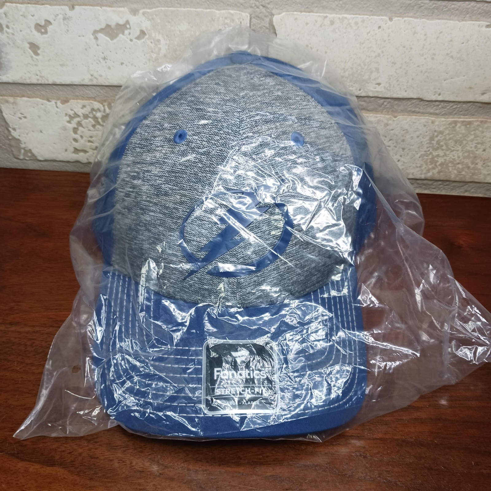 Fanatics Tampa Bay Lightning Fitted L-XL Hat Cap Mens Strech Fit Gray & Blue NHL Fanatics Tampa Bay Lightning Fitted L-XL Hat Cap Mens Strech Fit Gray & Blue NHL