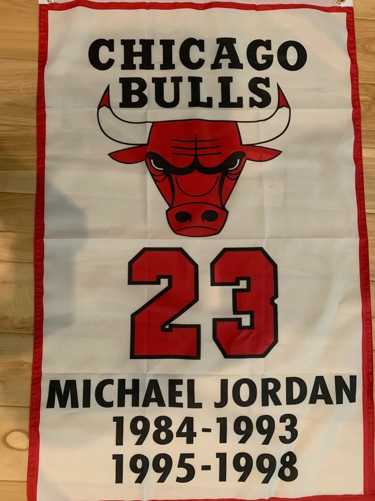 2\' x 3\' Chicago Bulls banners - Pick from 6 Championships/Jordan/Pippen/Jackson 2\' x 3\' Chicago Bulls banners - Pick from 6 Championships/Jordan/Pippen/Jackson