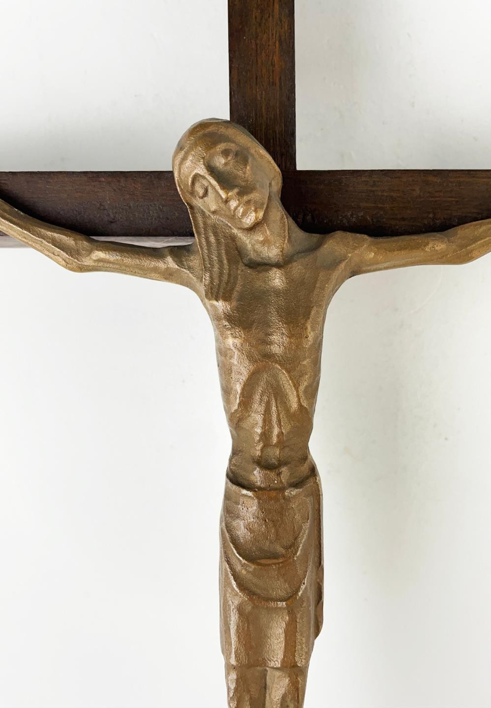 LARGE VINTAGE LEOPOLDINE MIMOVICH OAM BRONZE CRUCIFIX CHRIST ON WOODEN CROSS