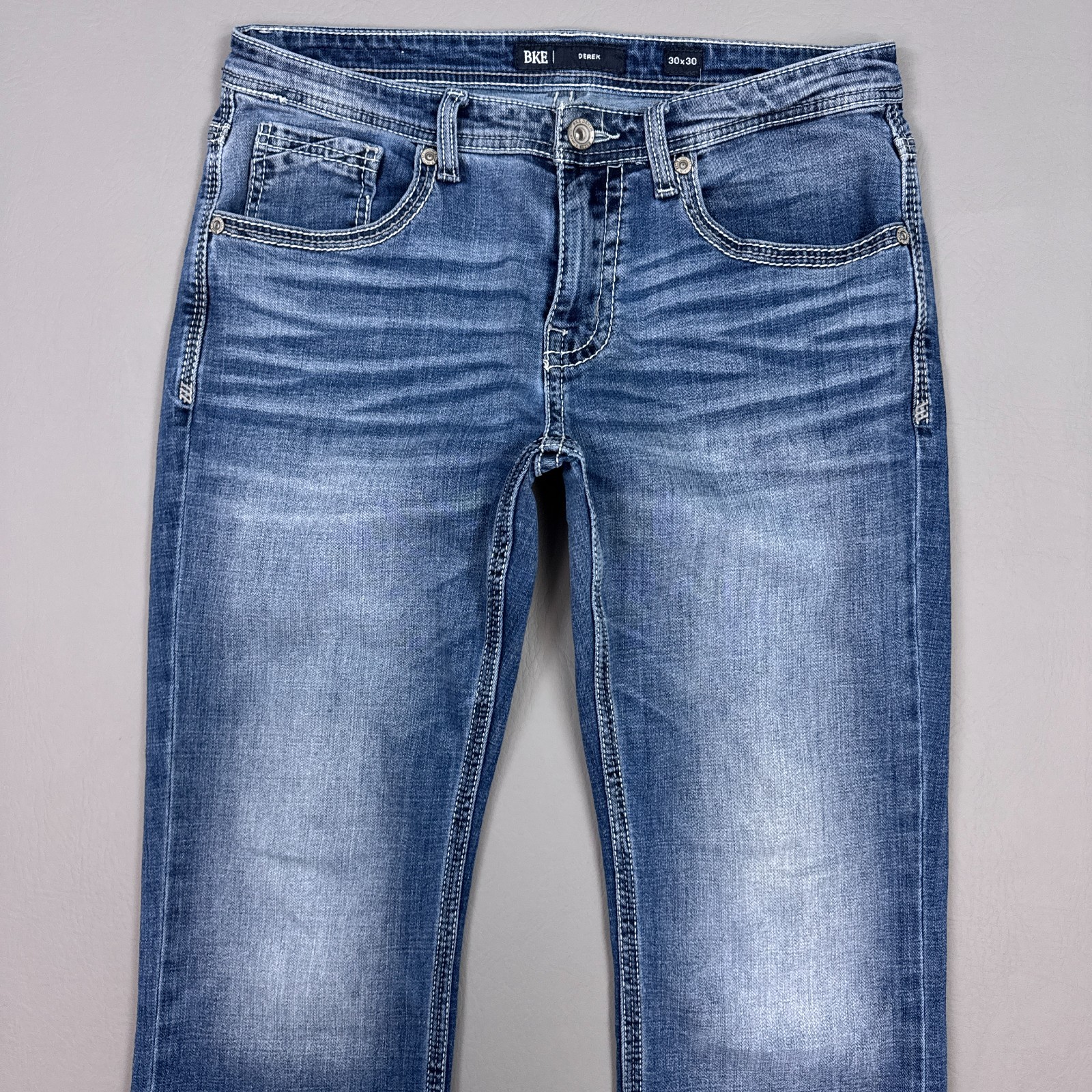 BKE Jeans Mens 30x30 Blue Derek Buckle Denim Pants Faded Stretch Dark Straight