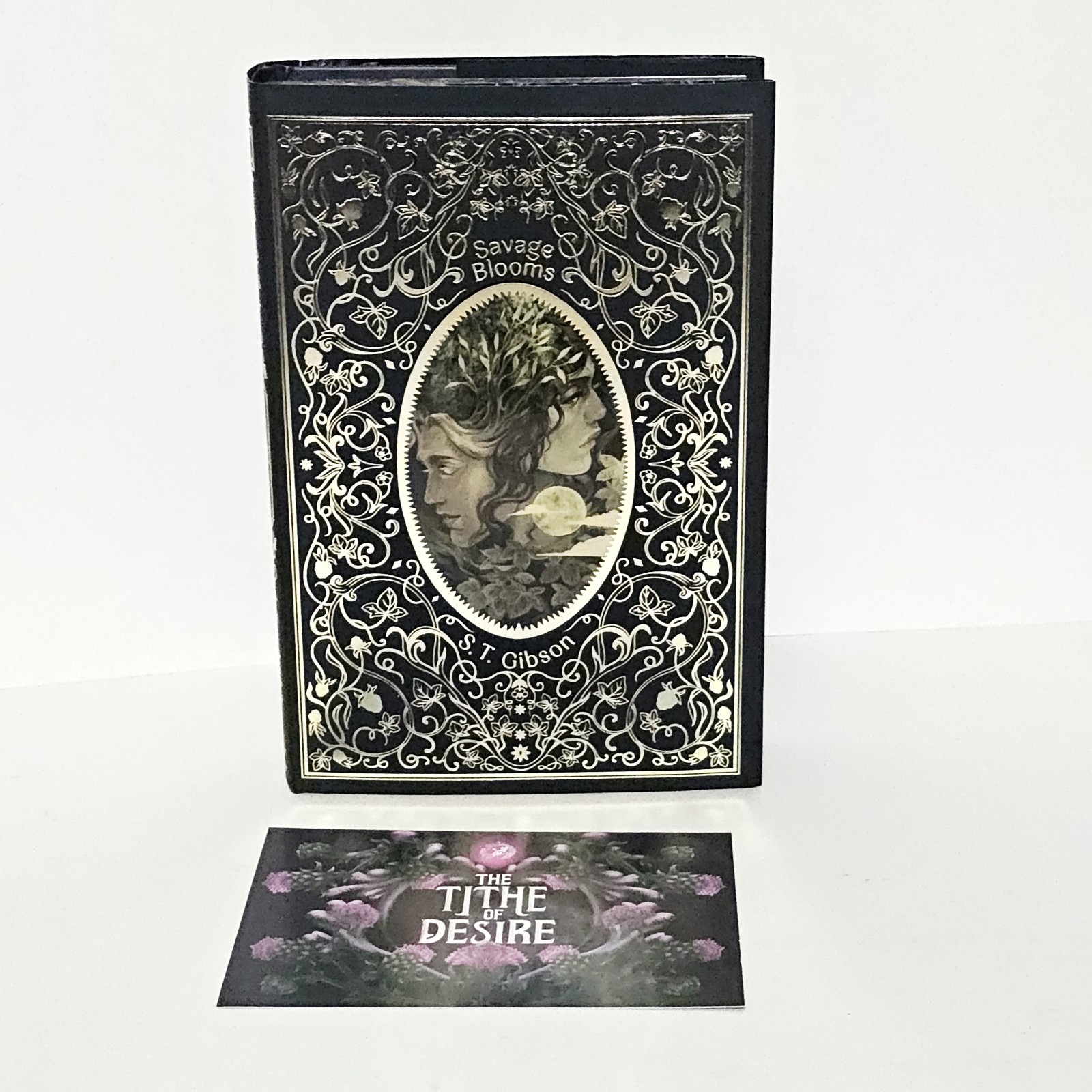 Savage Blooms by S. T. Gibson Fairyloot Exclusive Edition Orbit Savage Blooms by S. T. Gibson Fairyloot Exclusive Edition Orbit