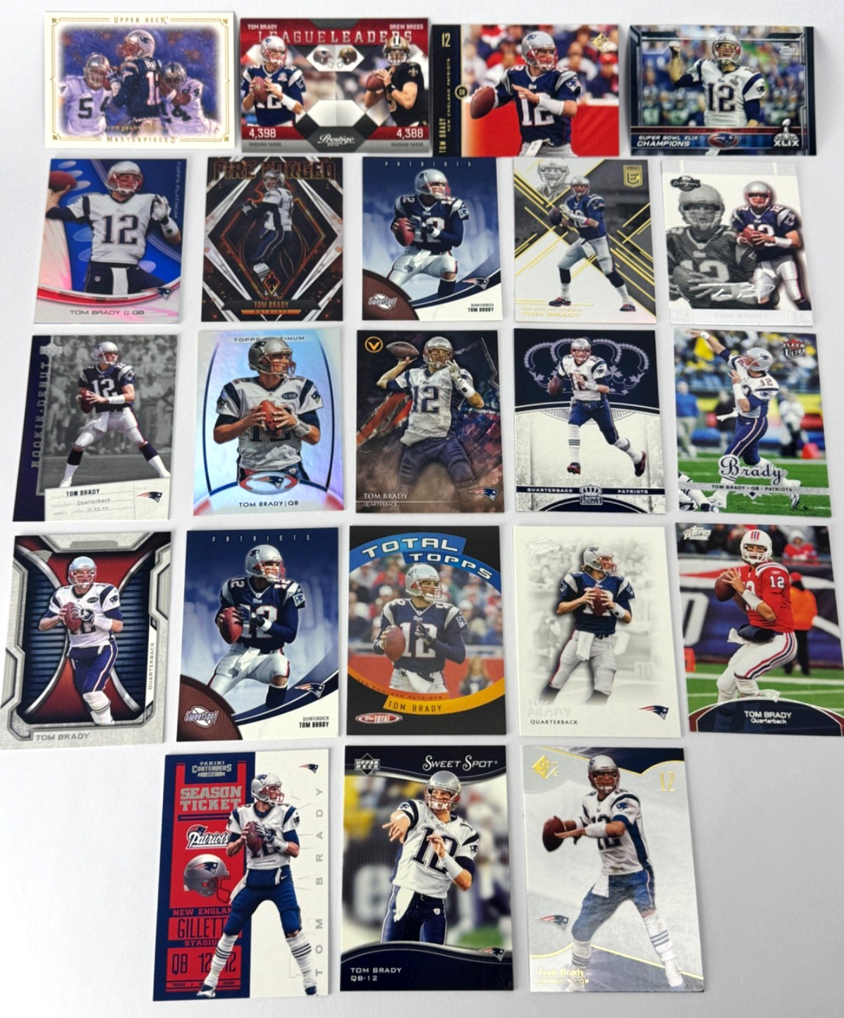 NFL Goat TOM BRADY Mixed Football Card Lot of (22) / NFL Legend Investment Lot