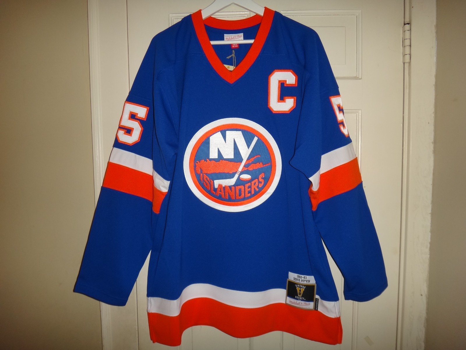NWT Men's Denis Potvin 1982-83 Mitchell & Ness Islanders Power Play Jersey $225