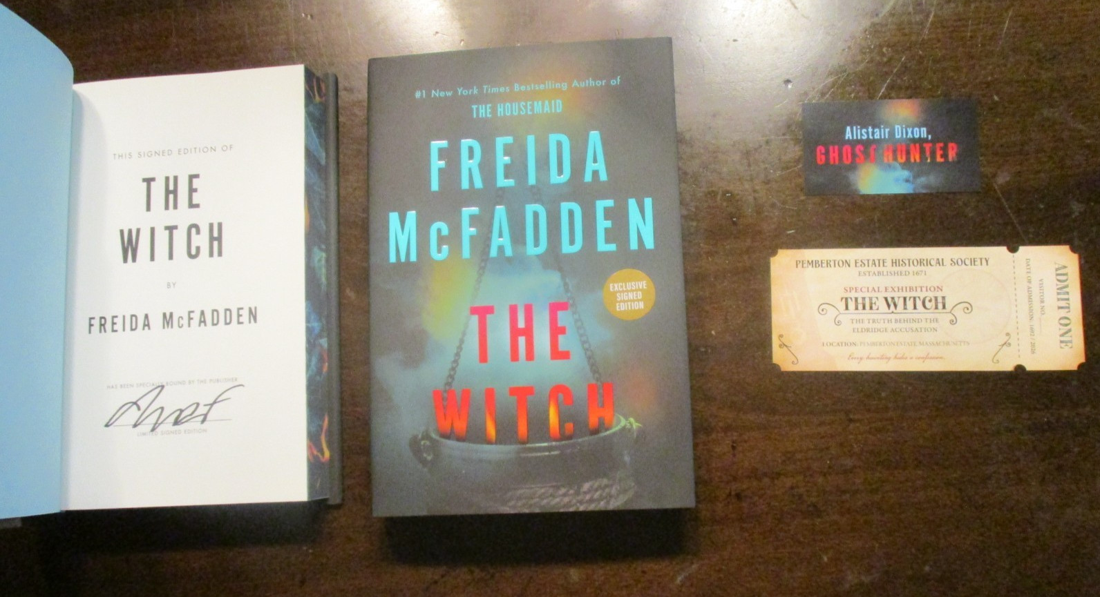 FREIDA MCFADDEN SIGNED THE WITCH BRAND NEW DELUXE HARDCOVER SPRAYED EDGES + SWAG