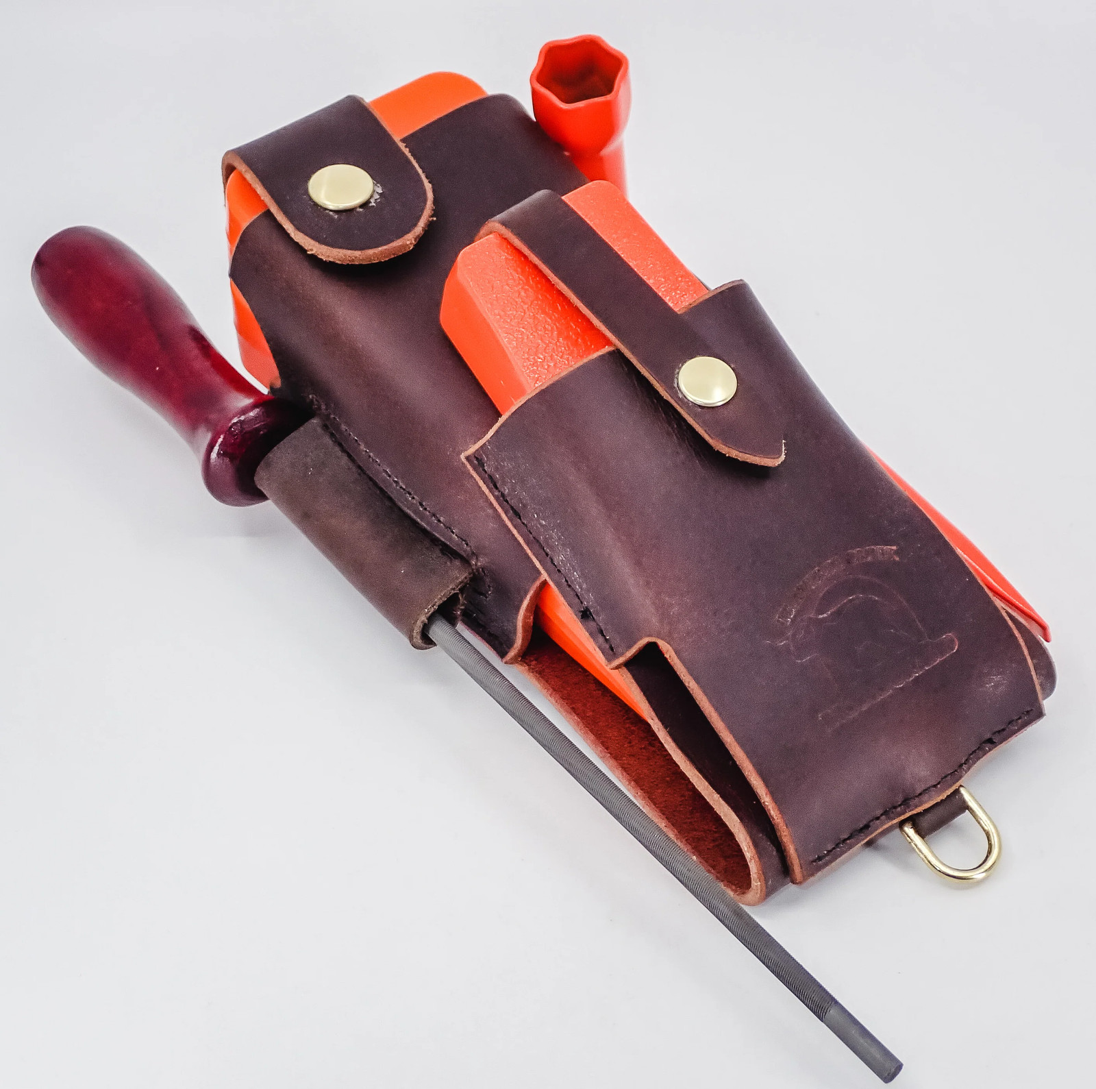 THE DUKE\'S HANDMADE 6 PIECE LEATHER LOGGER\'S WEDGE FILE TOOL POUCH WITH TOOLS THE DUKE\'S HANDMADE 6 PIECE LEATHER LOGGER\'S WEDGE FILE TOOL POUCH WITH TOOLS