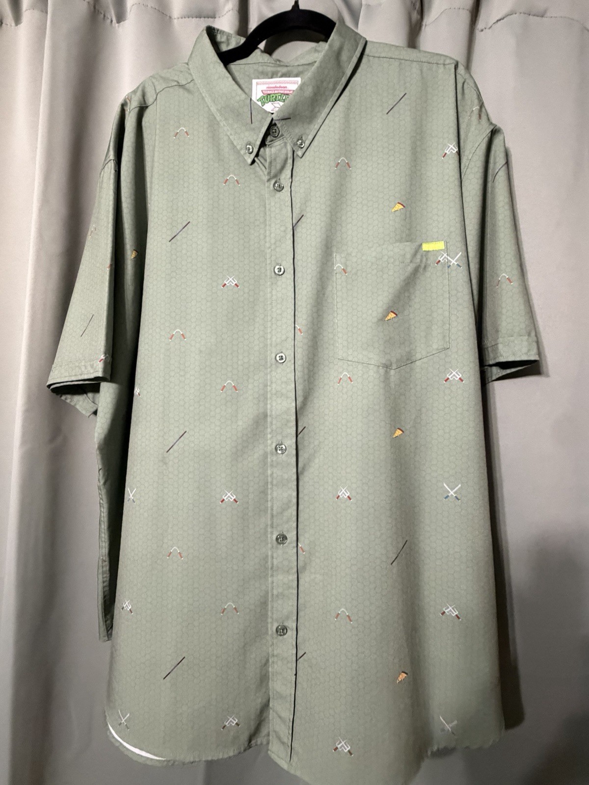 RSVLTS TMNT Nickelodeon “Ninja Armory” Men’s 3xl Xxxl Button Up Shirt Kunuflex RSVLTS TMNT Nickelodeon “Ninja Armory” Men’s 3xl Xxxl Button Up Shirt Kunuflex