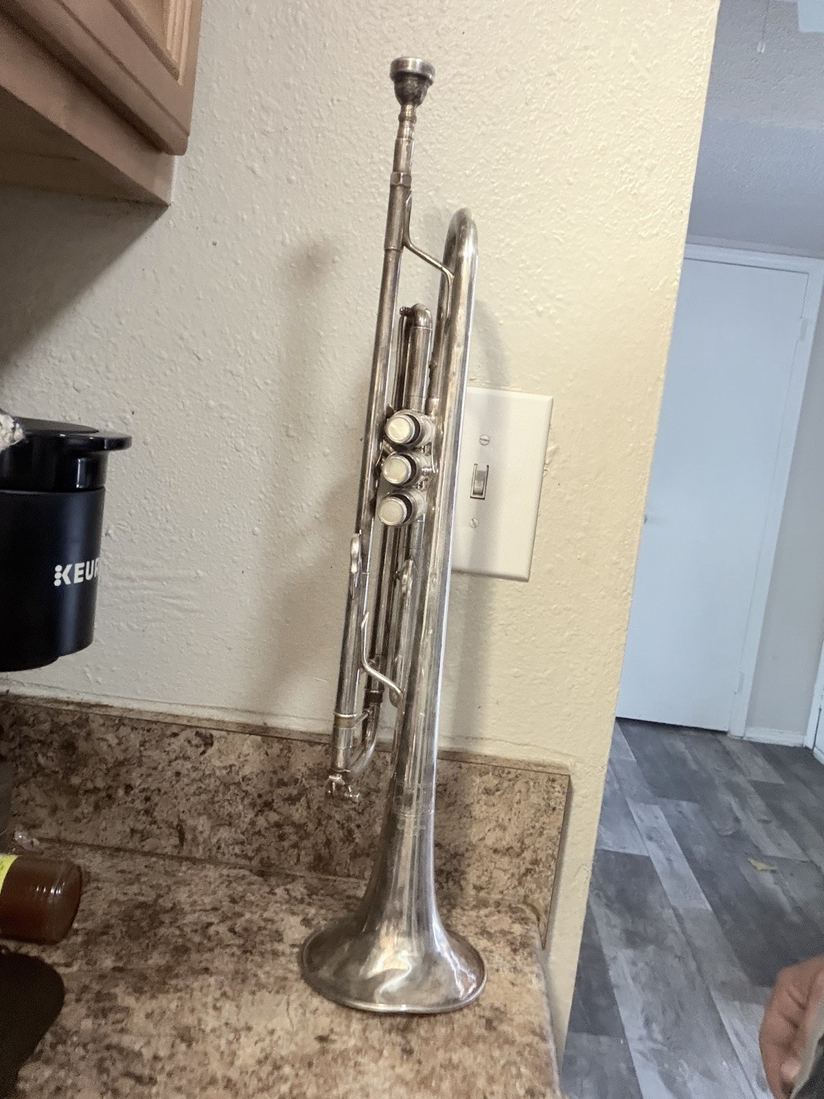Vintage 1971 Vincent Bach Corp Stradivarius Model 72 MLV Trumpet -Rare Vindabona Vintage 1971 Vincent Bach Corp Stradivarius Model 72 MLV Trumpet -Rare Vindabona