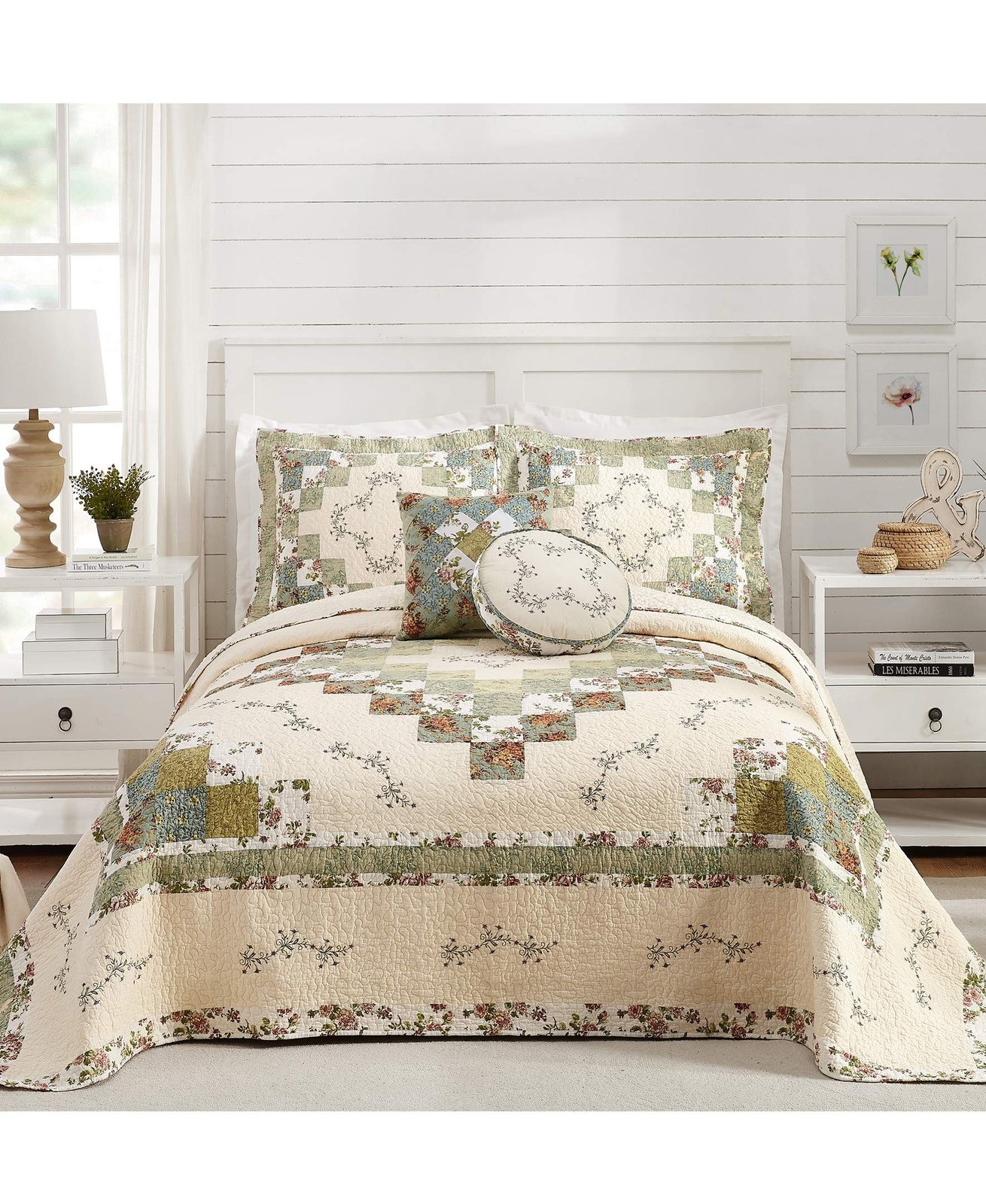 MODERN HEIRLOOM Olivia Embroidered Quilted Bedspread - Lightweight Breathable... MODERN HEIRLOOM Olivia Embroidered Quilted Bedspread - Lightweight Breathable...