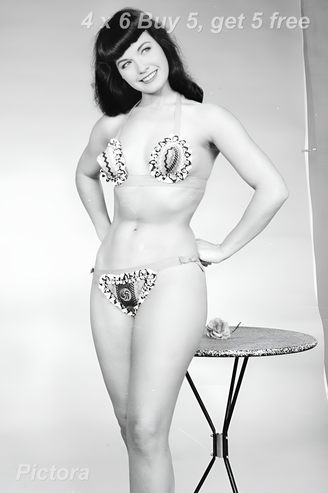 BETTIE PAGE 4x6 Photo 1950s Pin-Up Queen Classic Fashion Glamour Portrait Art
