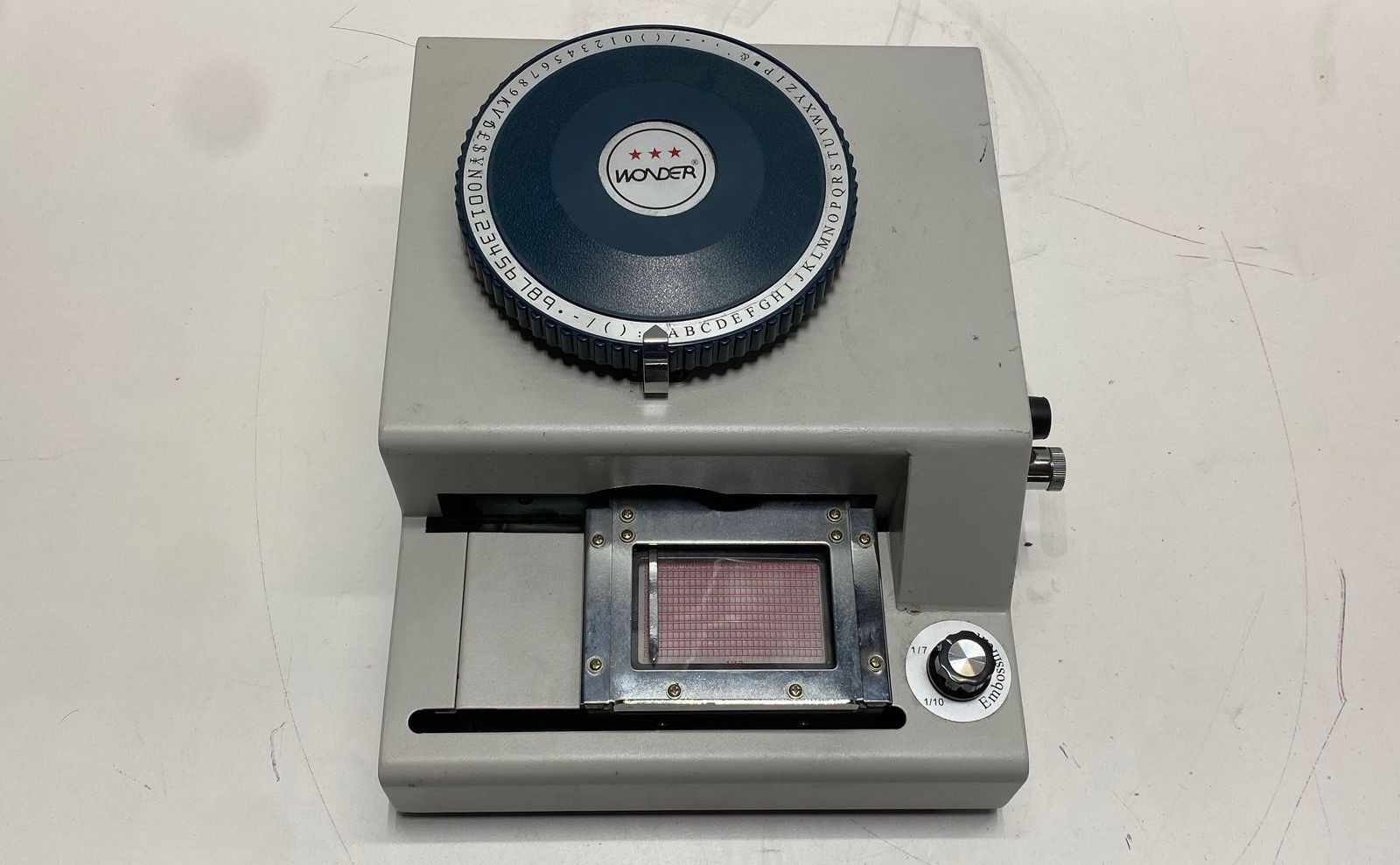 Wonder Manual PVC Card Embosser Machine 72 Character Dial All-Metal