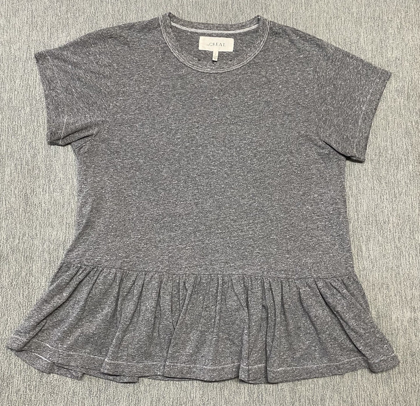 The Great Top Shirt Womens Size 2 Medium Gray Ruffle Tee Short Sleeve CUTE USA The Great Top Shirt Womens Size 2 Medium Gray Ruffle Tee Short Sleeve CUTE USA