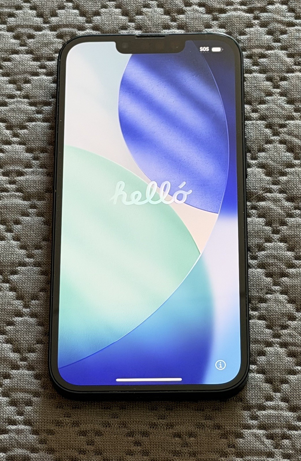 Apple iPhone 13 - 128 GB Midnight Unlocked Good Condition Read Description Apple iPhone 13 - 128 GB Midnight Unlocked Good Condition Read Description