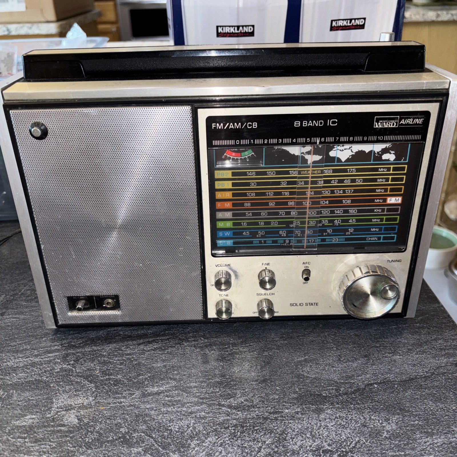 Vintage Montgomery Ward Airline Radio FM/AM/CB 8 Band IC GEN-1473A 1980 Tested Vintage Montgomery Ward Airline Radio FM/AM/CB 8 Band IC GEN-1473A 1980 Tested