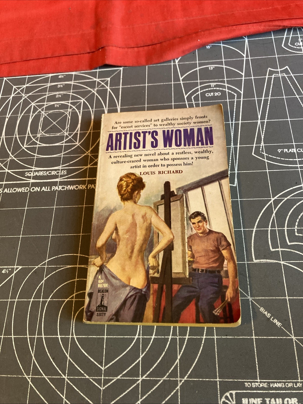 Vintage 1963 Artist’s Woman by Louis Richard BEACON SIGNAL Book