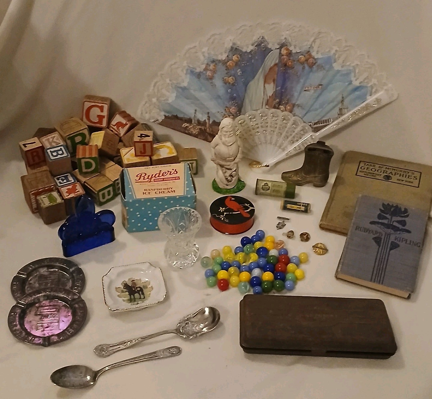 Antique and Vintage Items LOT of 50+ pieces SEE DESCRIPTION Antique and Vintage Items LOT of 50+ pieces SEE DESCRIPTION
