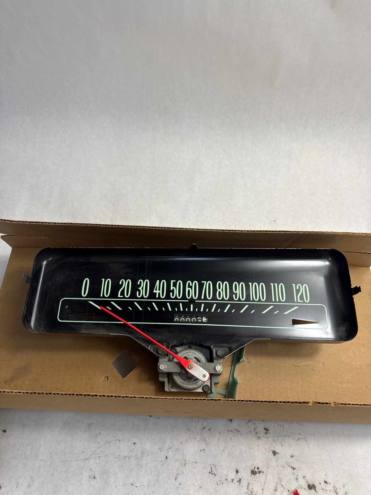 NOS-Impala Chevrolet Speedometer 68 1-6480714