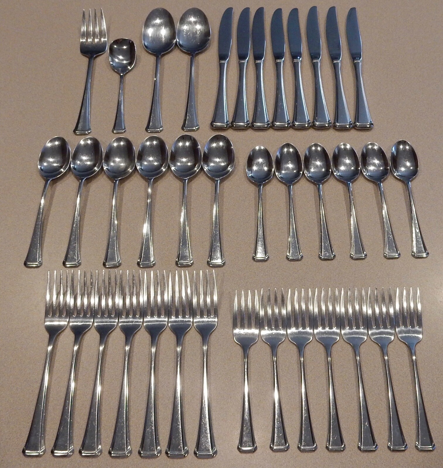 38 PC. Oneida USA Stainless Flatware 38 PC. Oneida USA Stainless Flatware
