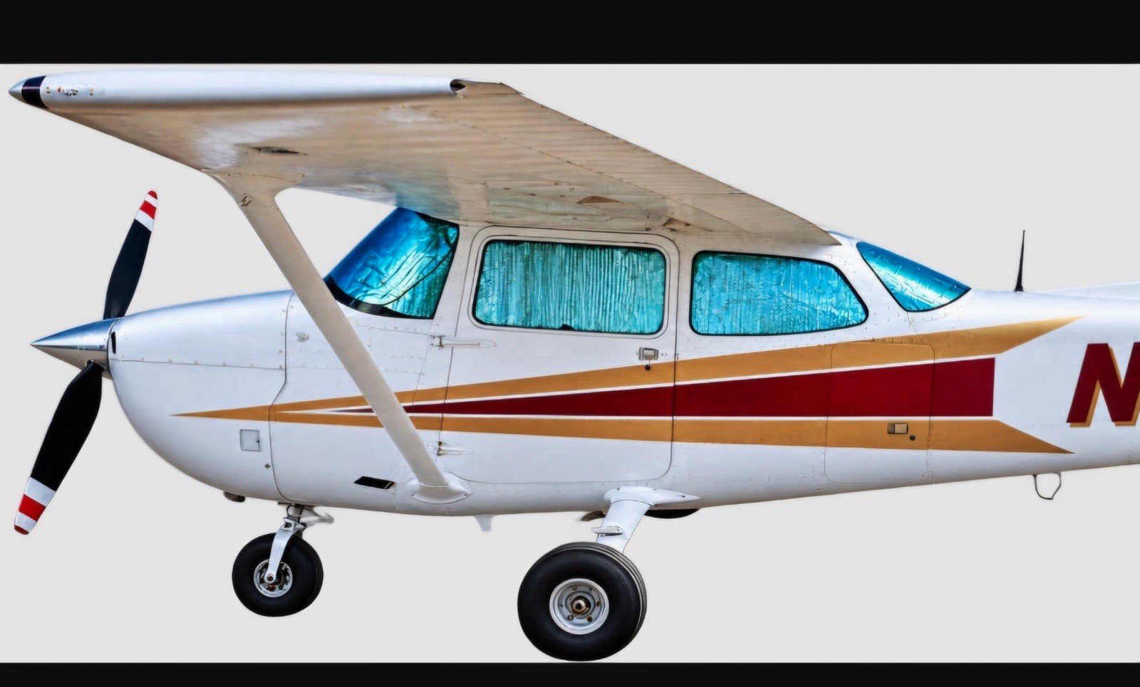 Cessna 172 Heatshield/Sunfoil-Full Set Cessna 172 Heatshield/Sunfoil-Full Set