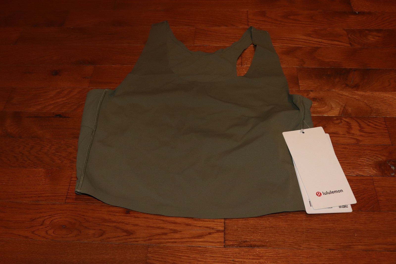 BNWT Lululemon F&F Tank Top Light MSRP 58