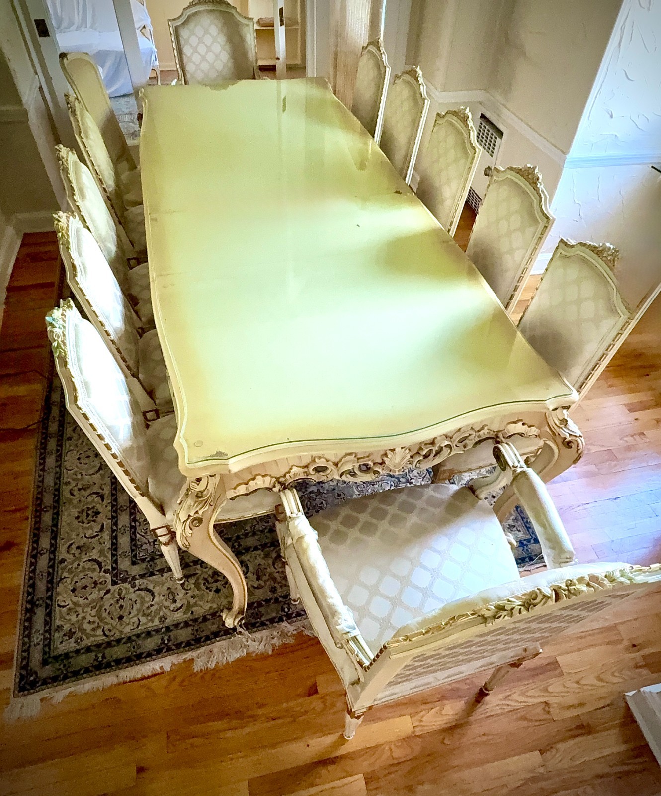 Grand 80s Vintage Italian Luxury Dining Set grand Table and 12 chairs