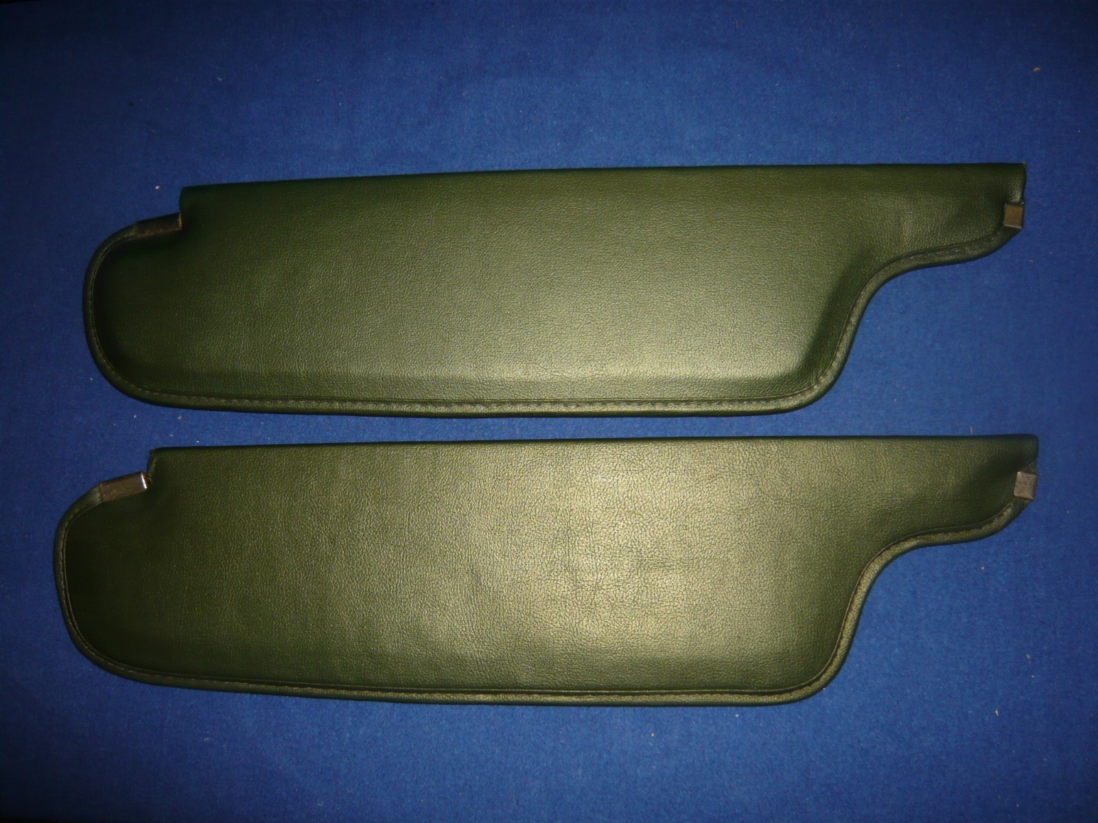 1970-1971 OEM Challenger Barracuda Cuda E-Body GREEN Sun Visors USED Originals 1970-1971 OEM Challenger Barracuda Cuda E-Body GREEN Sun Visors USED Originals