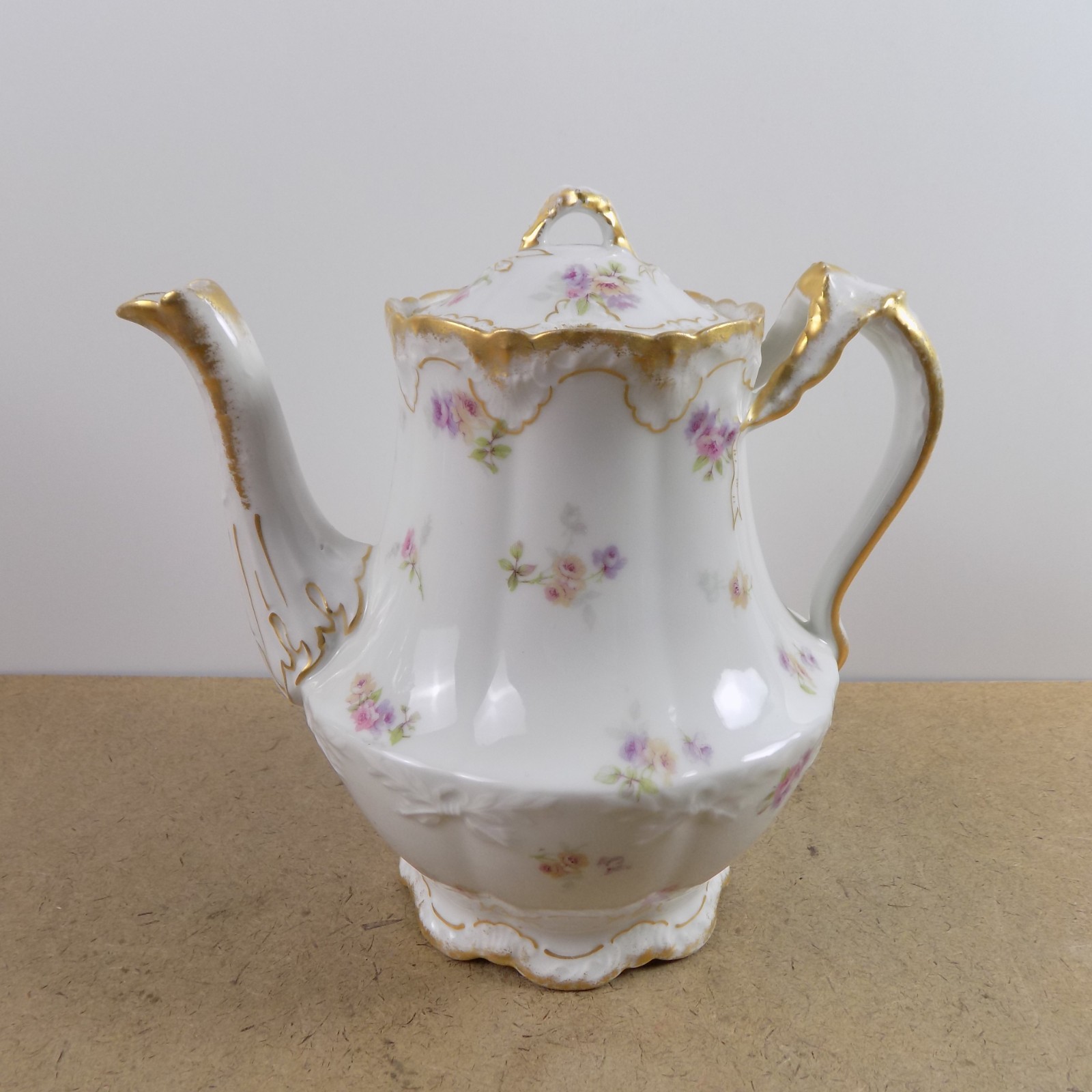 Theodore Haviland Limoges Teapot H4115 Blank 1009 France Porcelain Flowers Gold